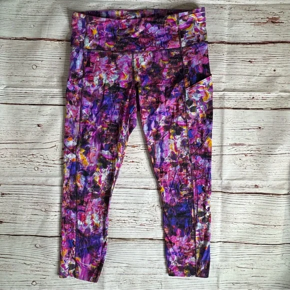 Lululemon SeaWheeze Fast and Free High-Rise Crop 23"In Flash Floral Multi Sz 10